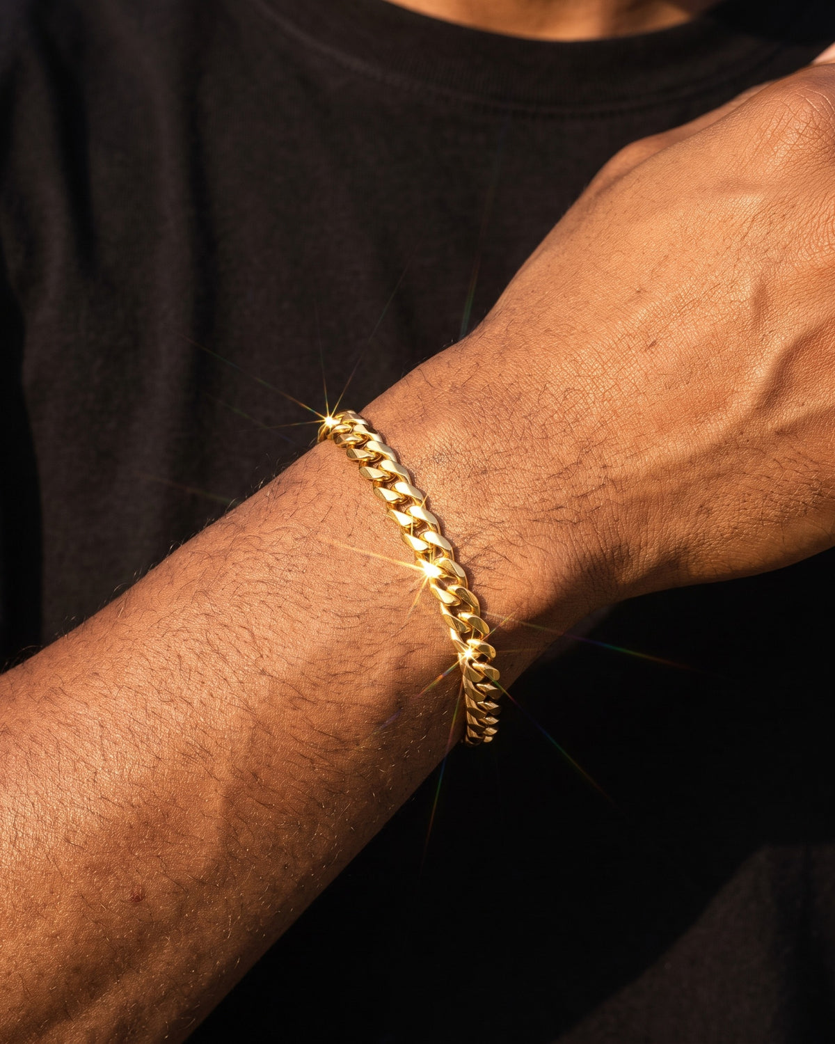 Cuban Link Bracelet 5mm Gold worn