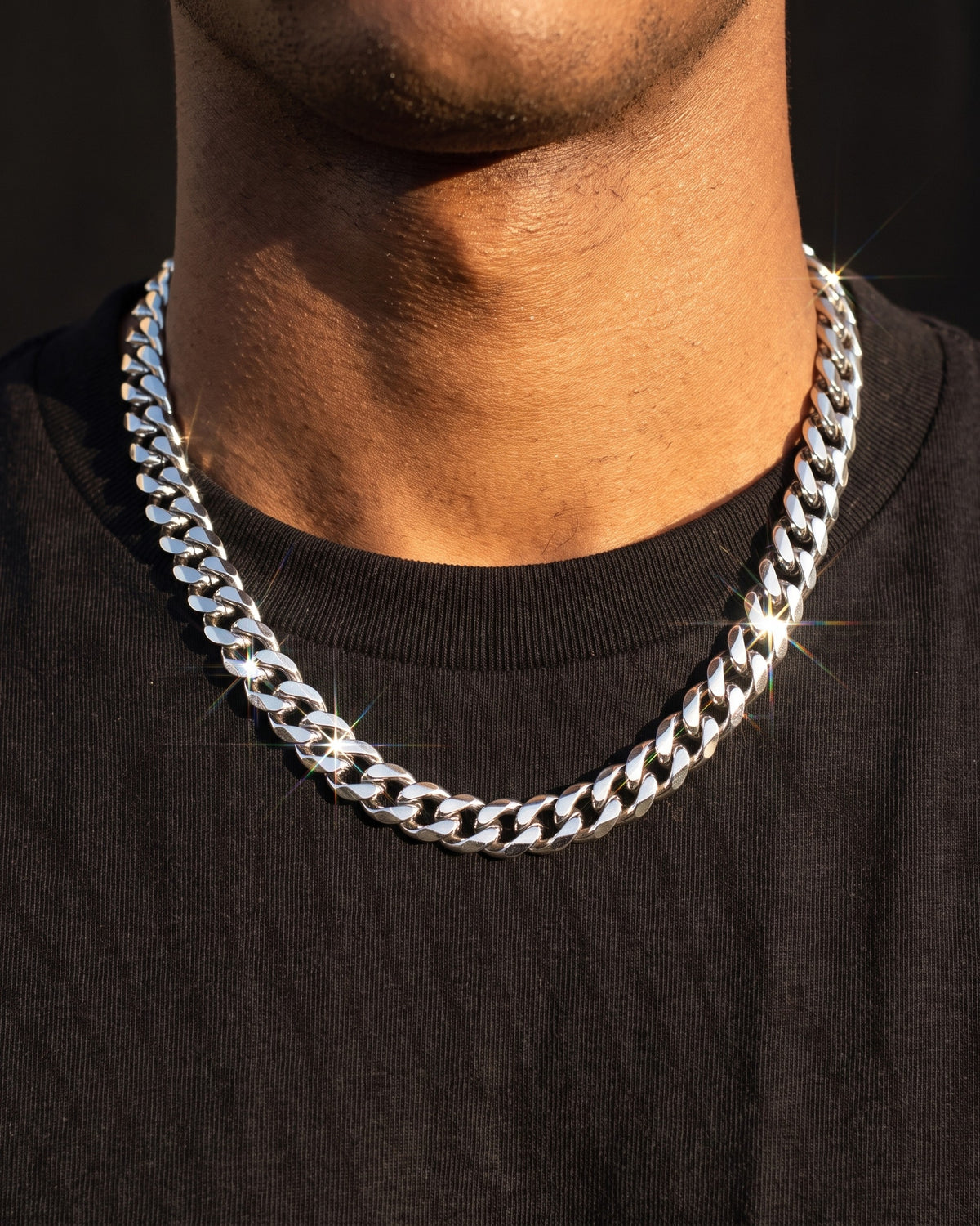 Cuban Link Chain 7mm White worn