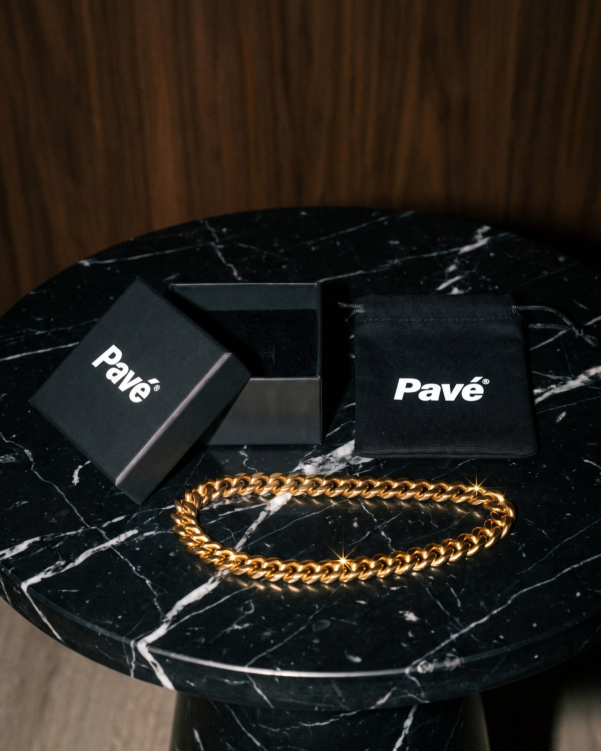 18K Cuban Link Chain 6mm Gold packaging