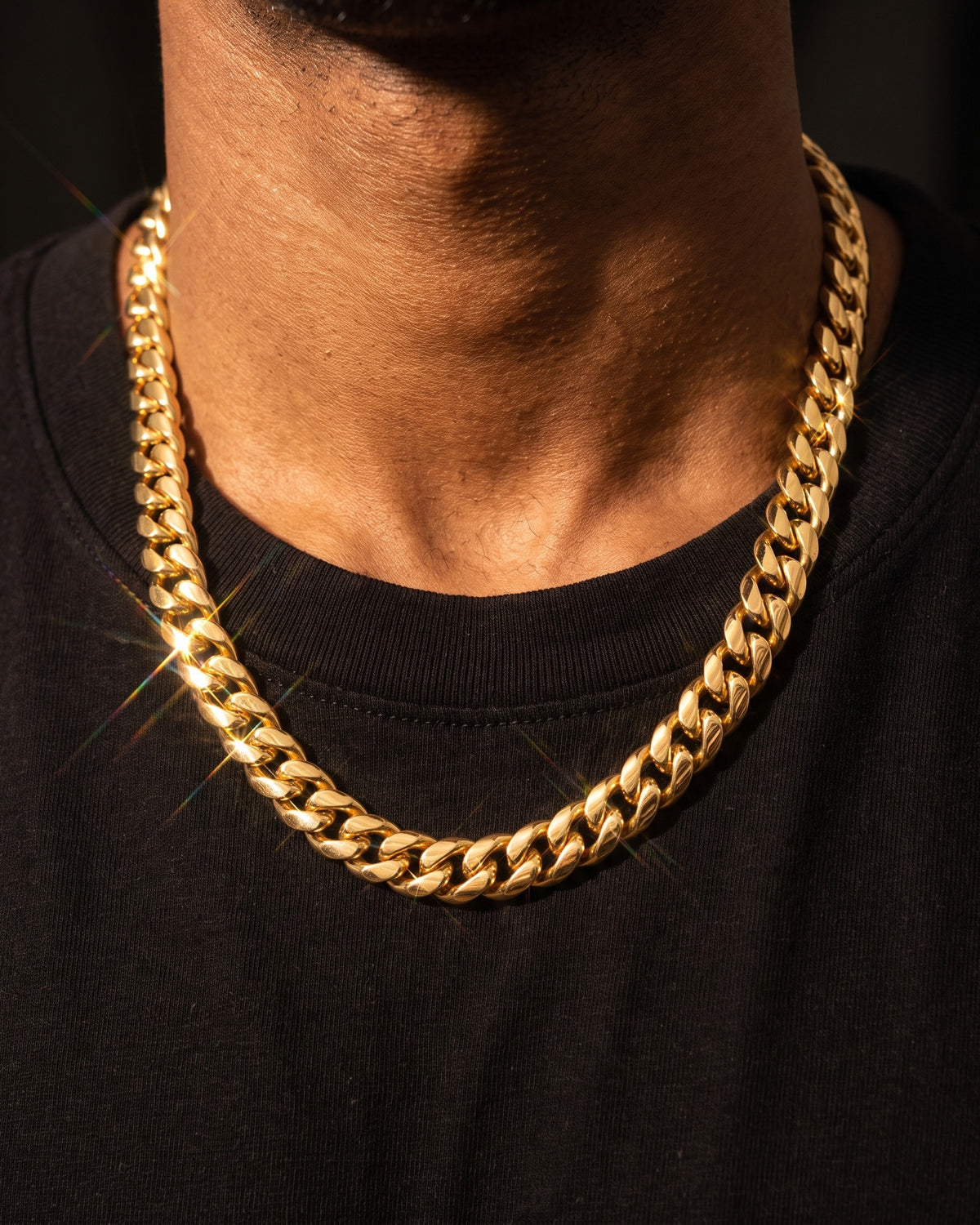 18K Cuban Link Chain 10mm Gold worn