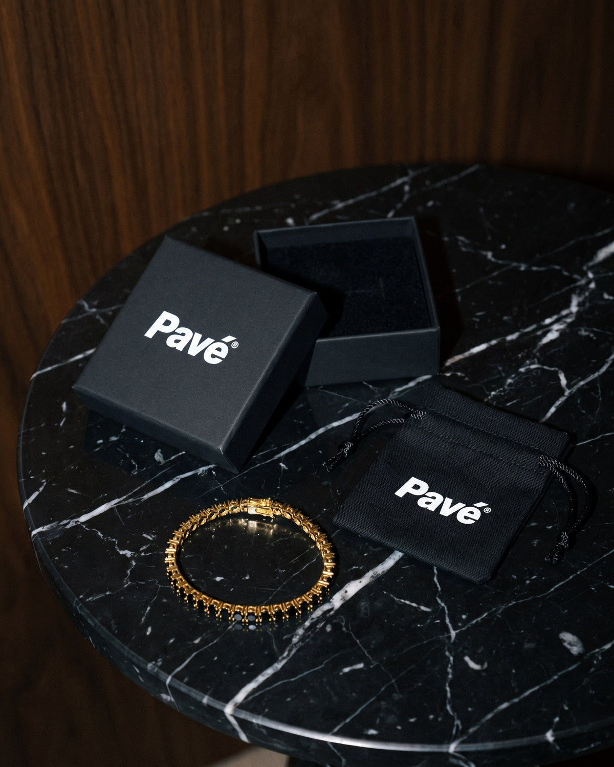 Black Ice Tennis Bracelet Gold packaging