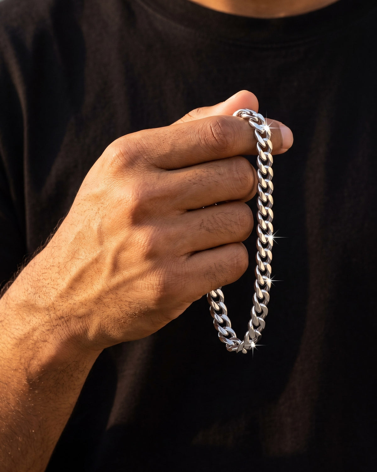 Cuban Link Bracelet 5mm White in hand