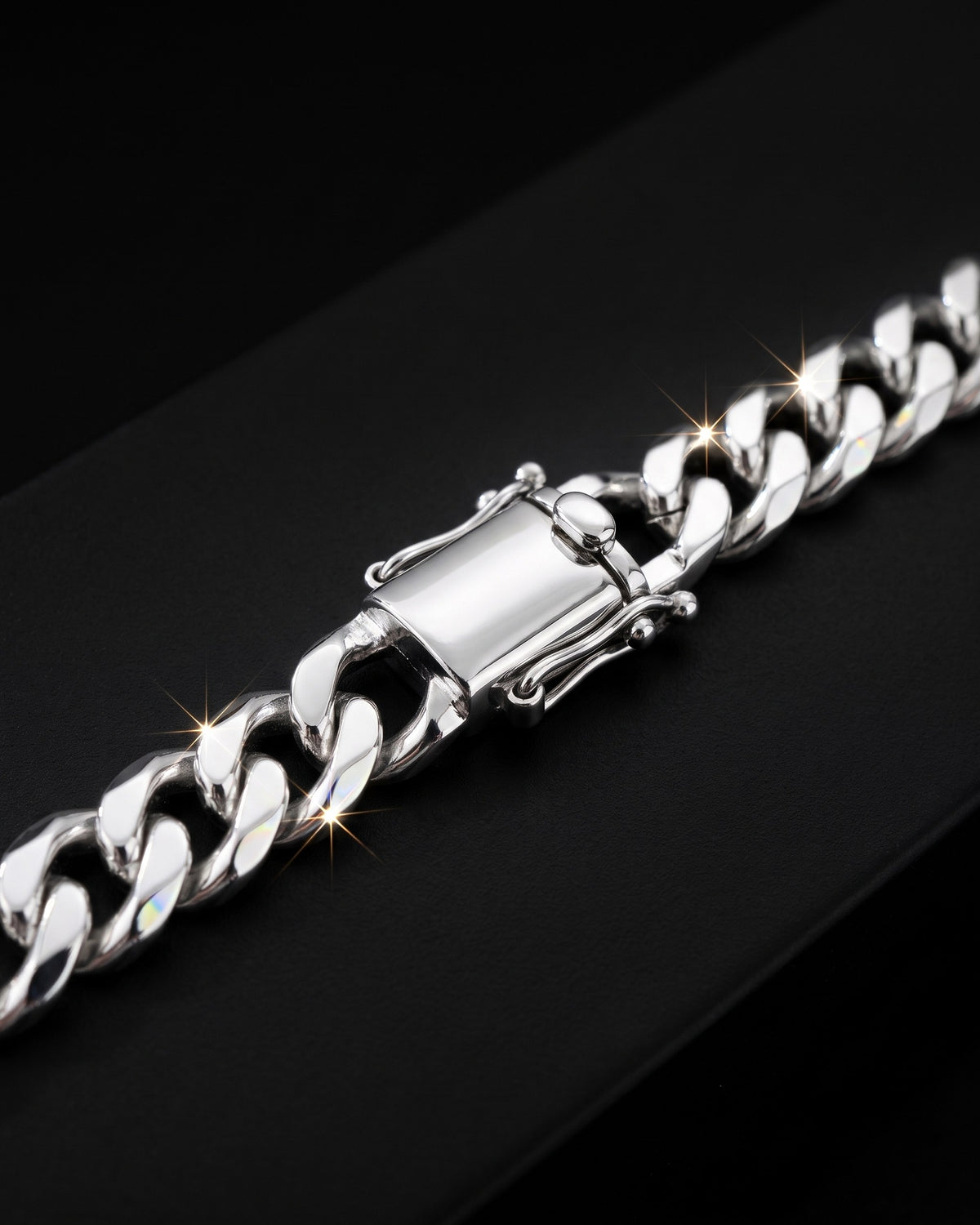 Cuban Link Chain 3mm White detail