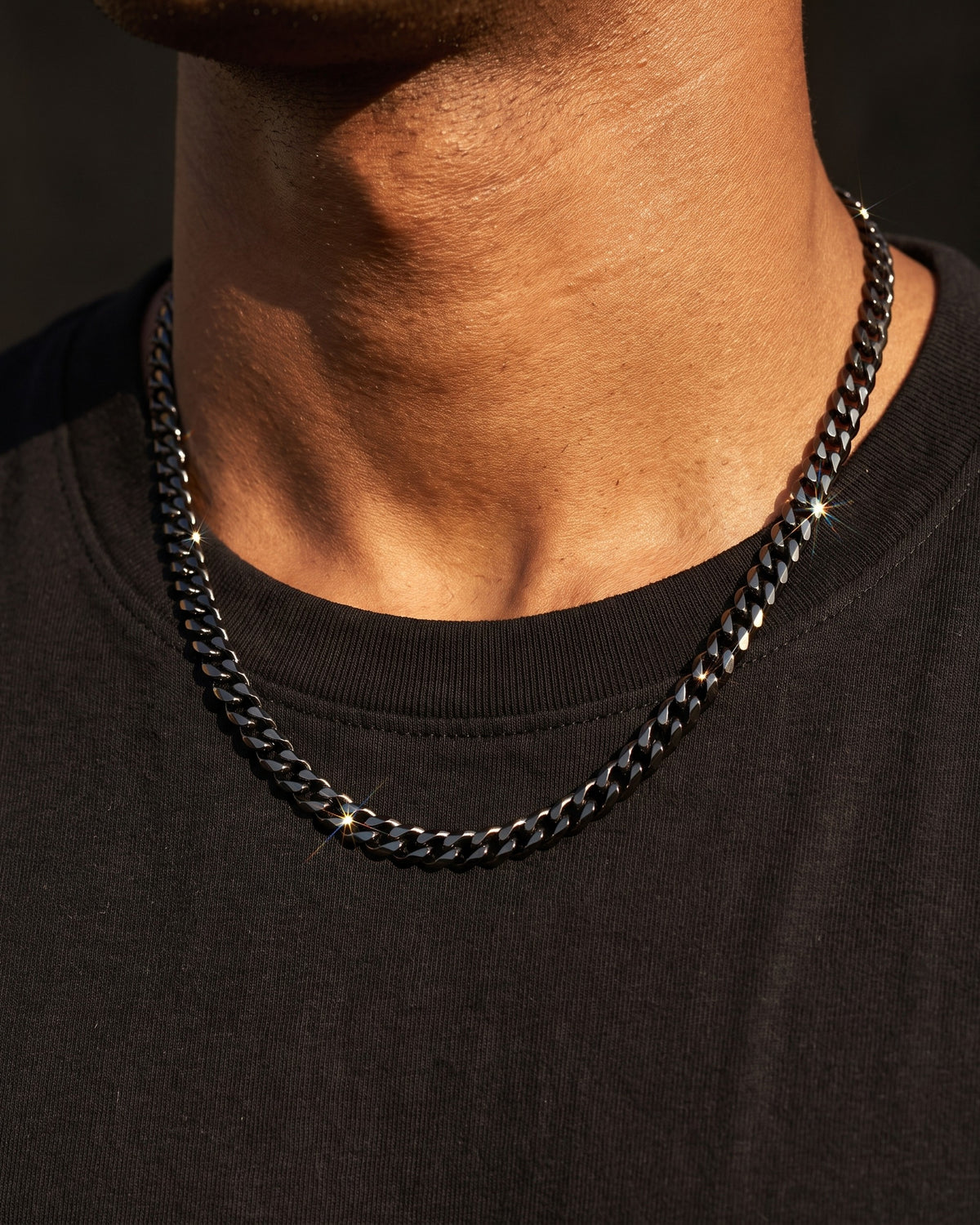 Cuban Link Chain 3mm Black worn