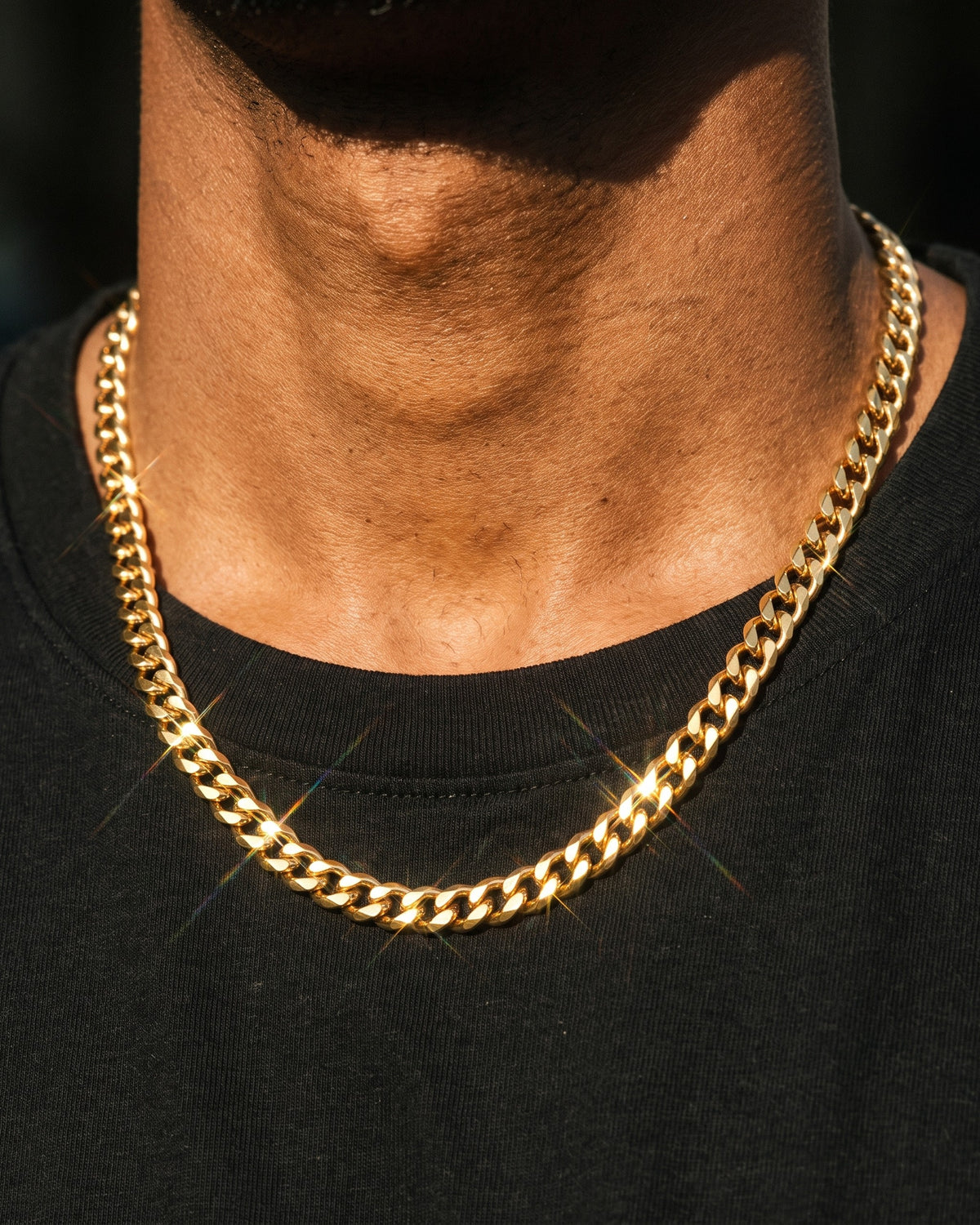 Cuban Link Chain 5mm Gold worn