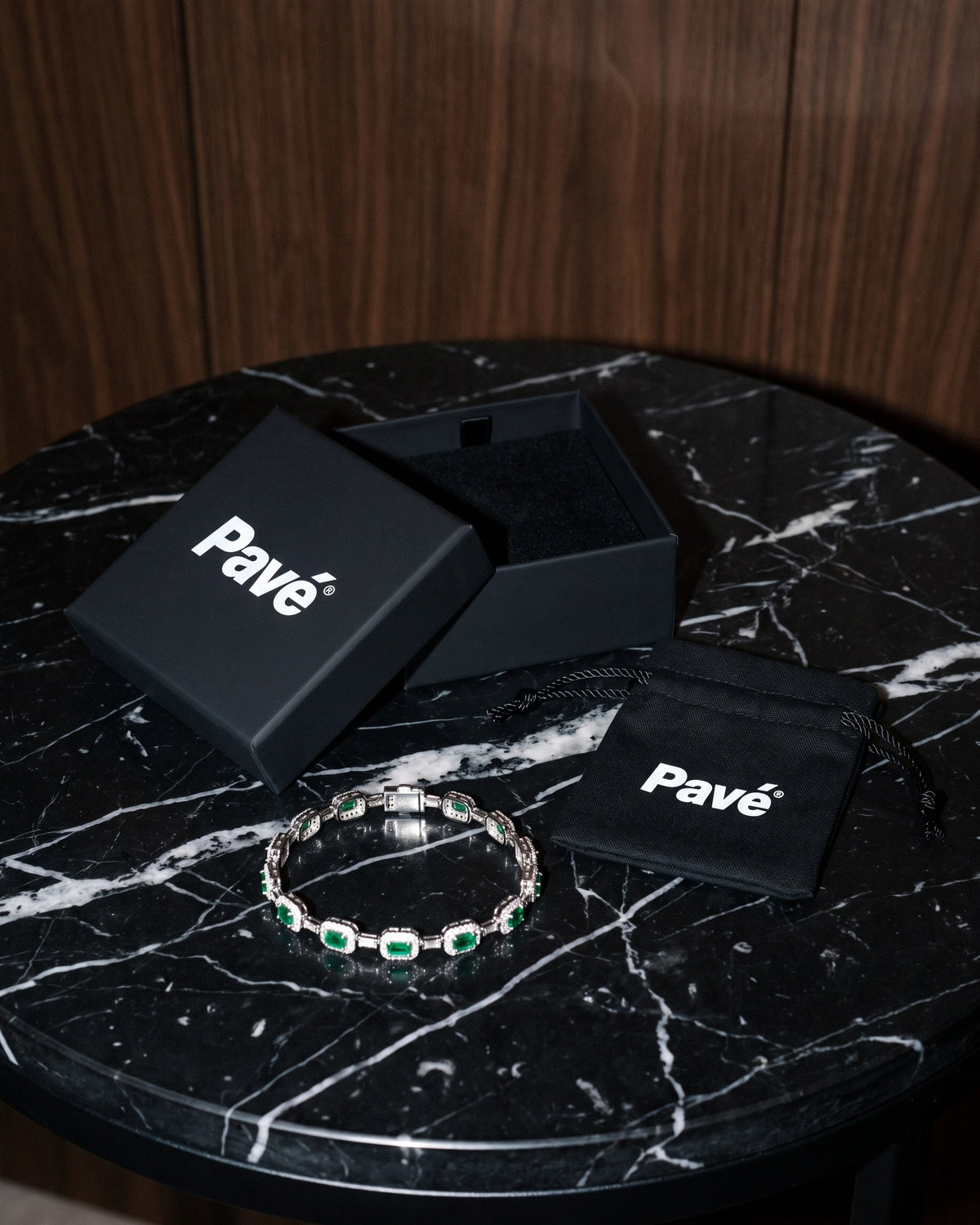Emerald Iced Bracelet White packaging