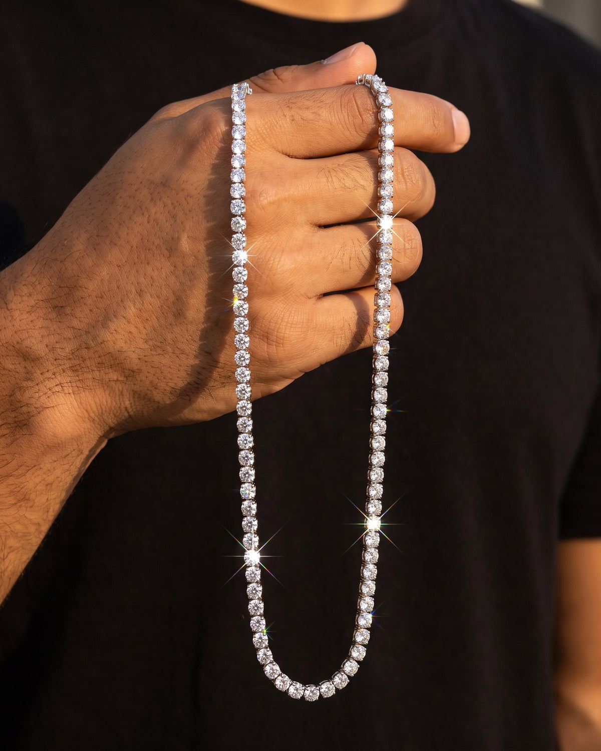 Fine Tennis Chain 3mm White in hand