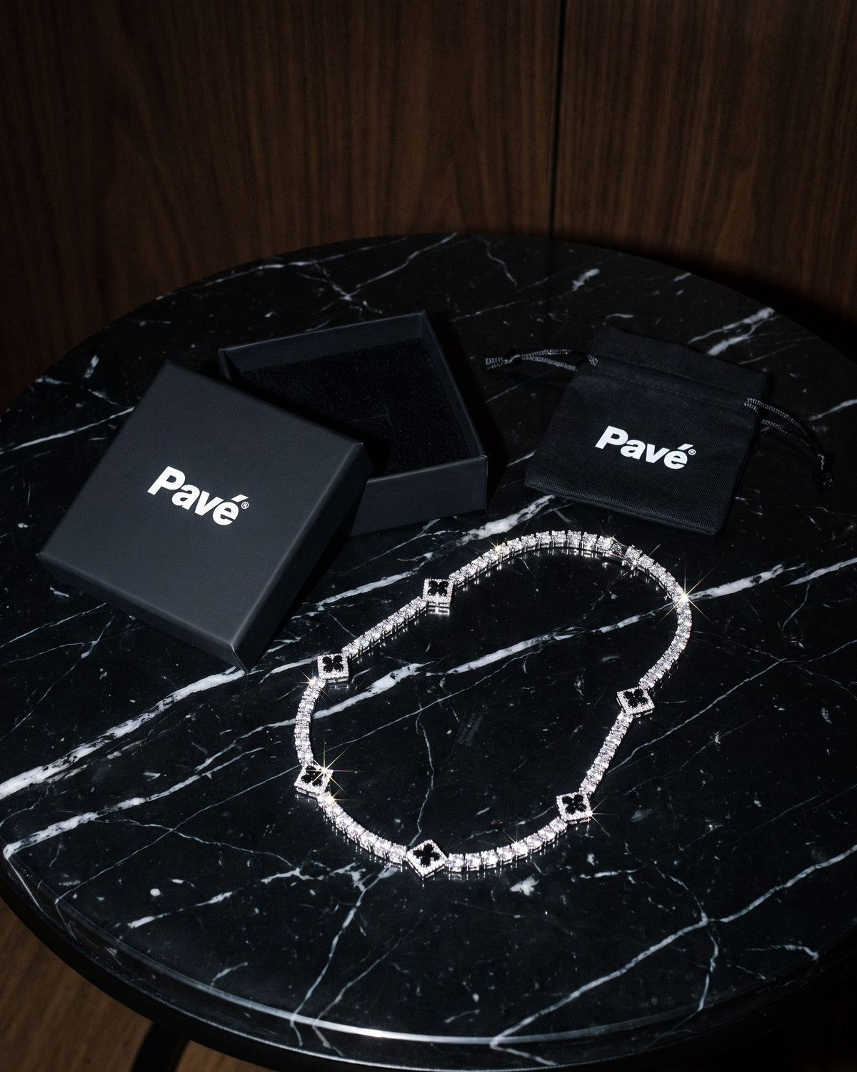 Iced Clover Necklace 4mm White packaging