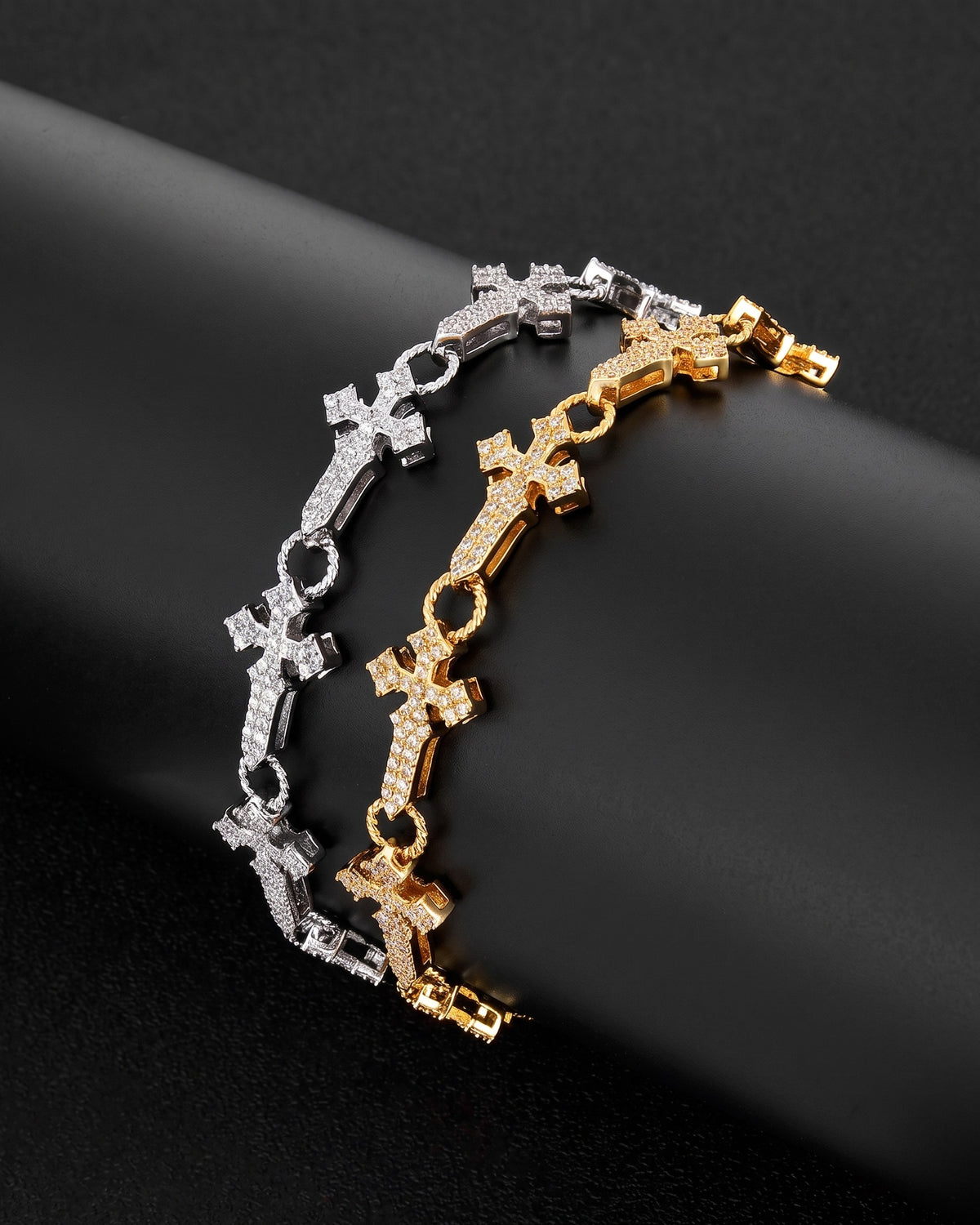 Iced Cross Link Bracelet White gold and white