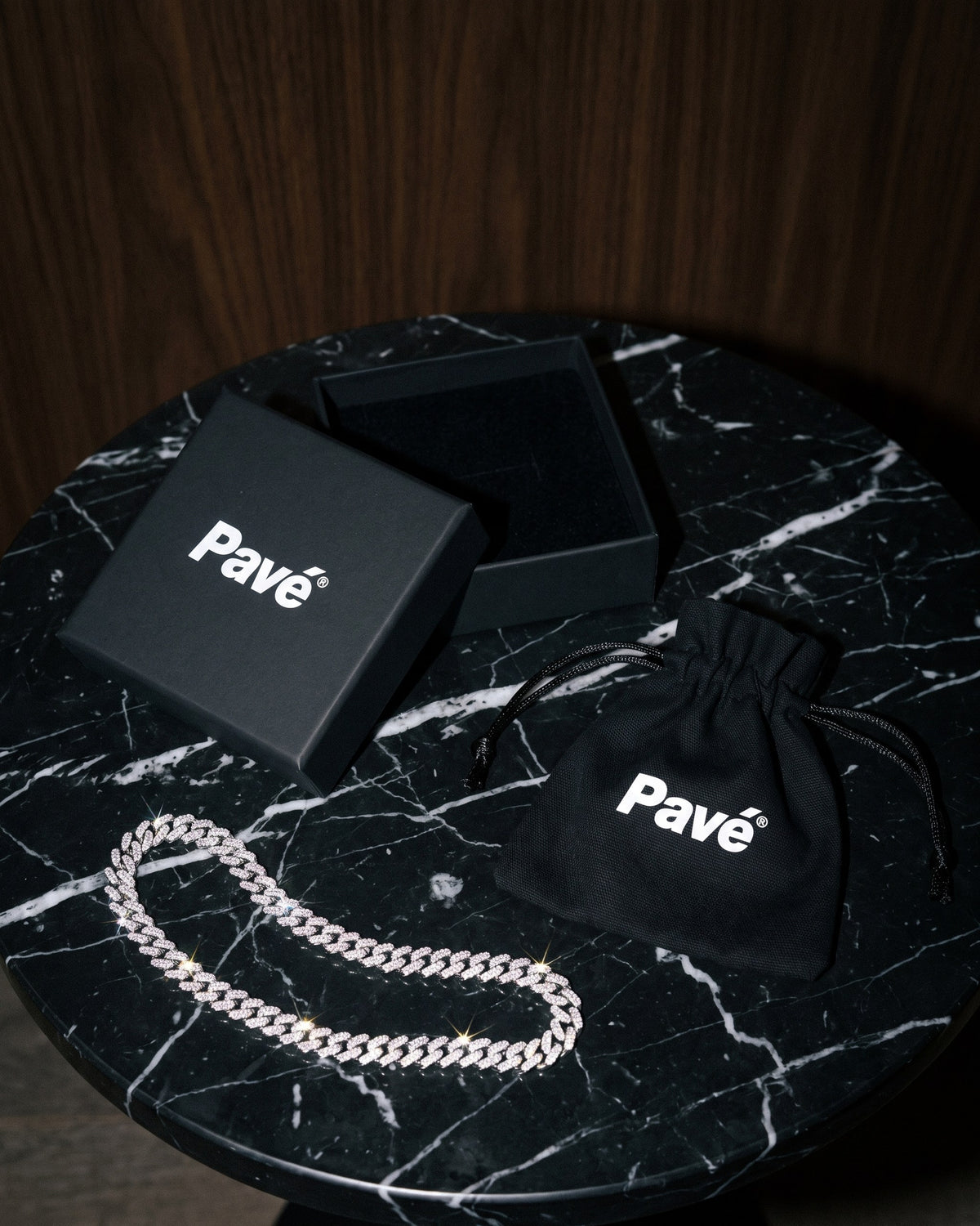 Iced Cuban Chain 14mm White packaging