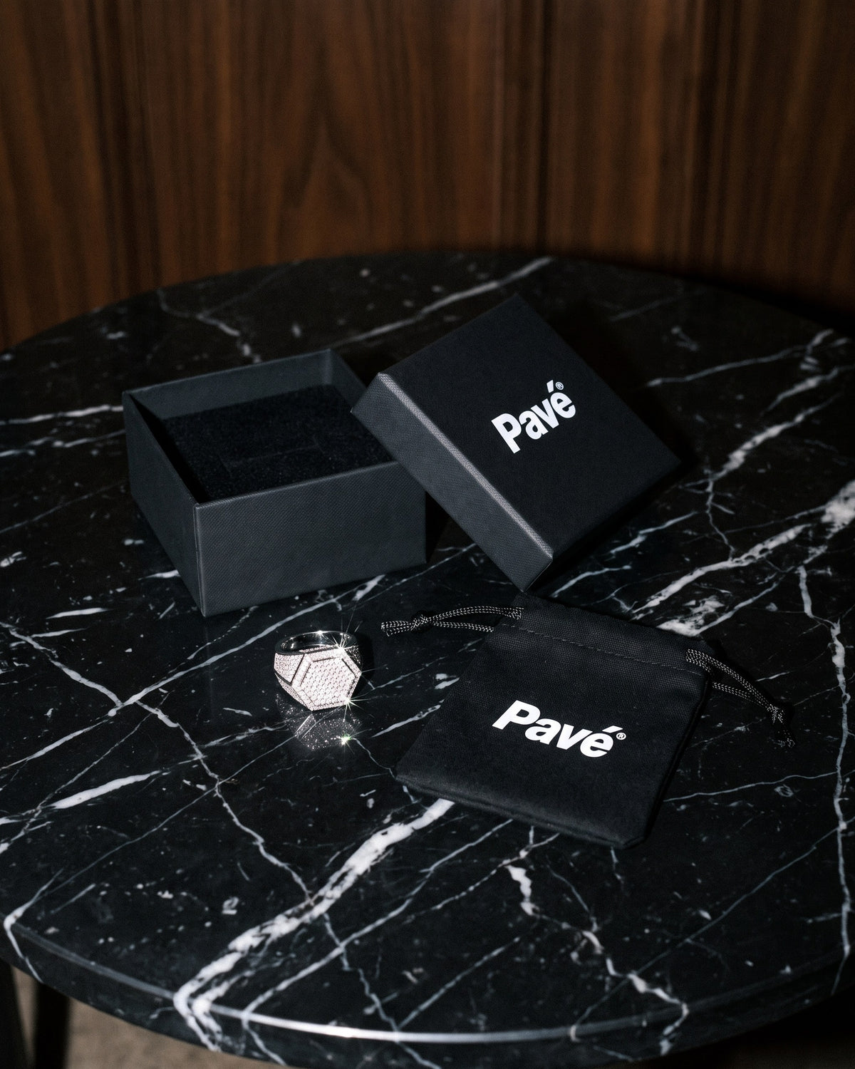 Iced Hex Ring White packaging