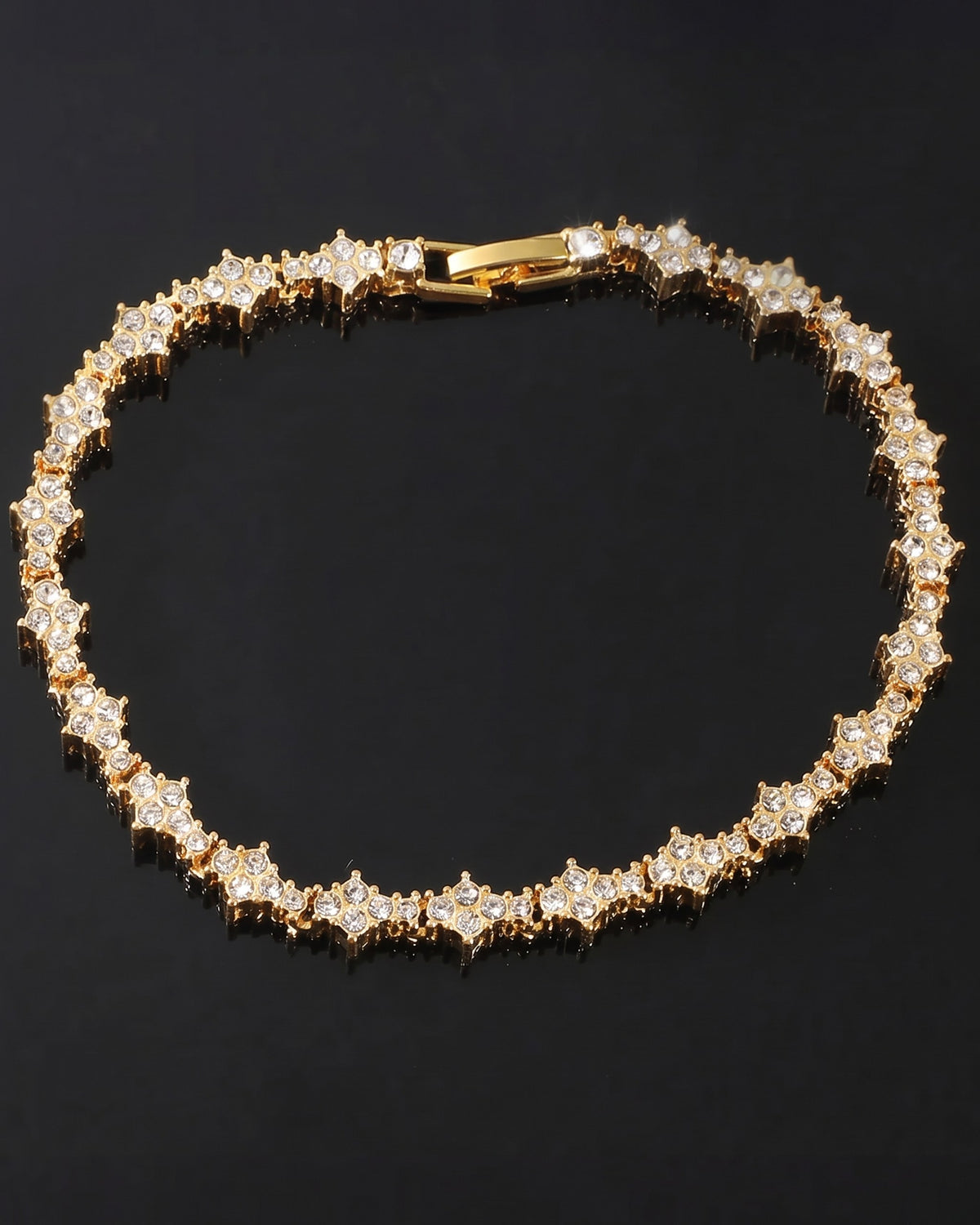 Iced Star Link Bracelet Gold studio