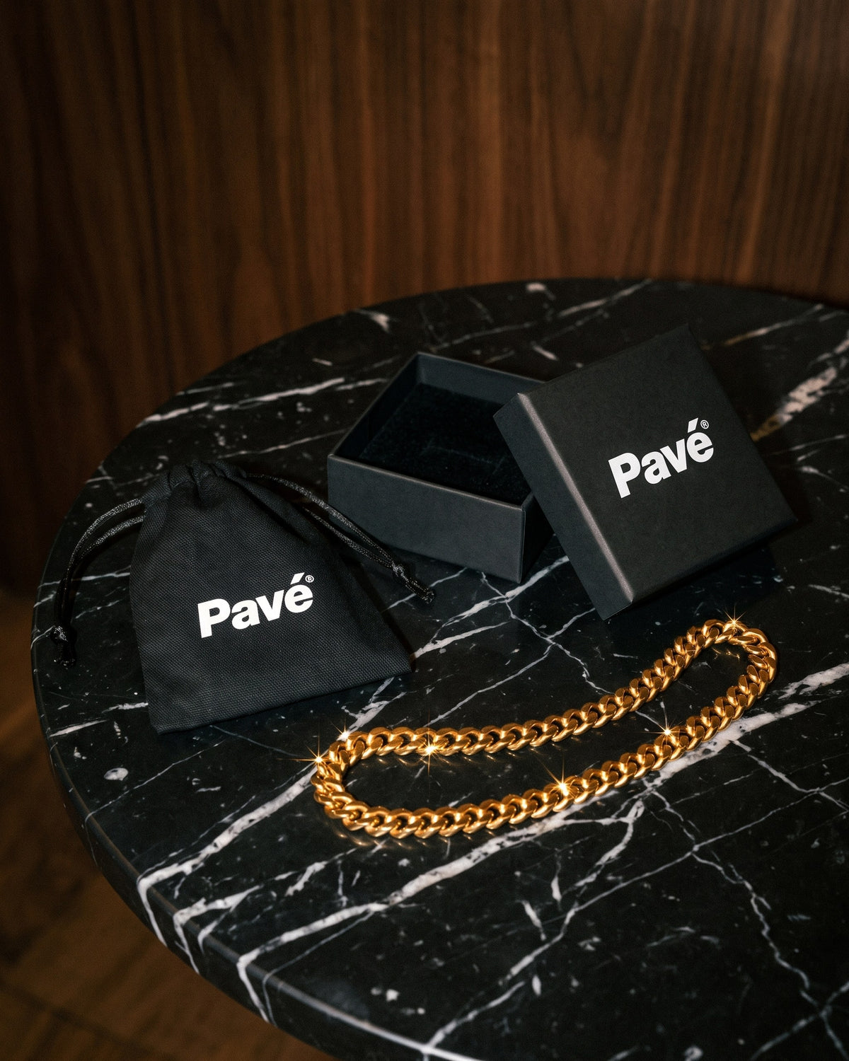 Miami Cuban Chain 10mm Gold packaging