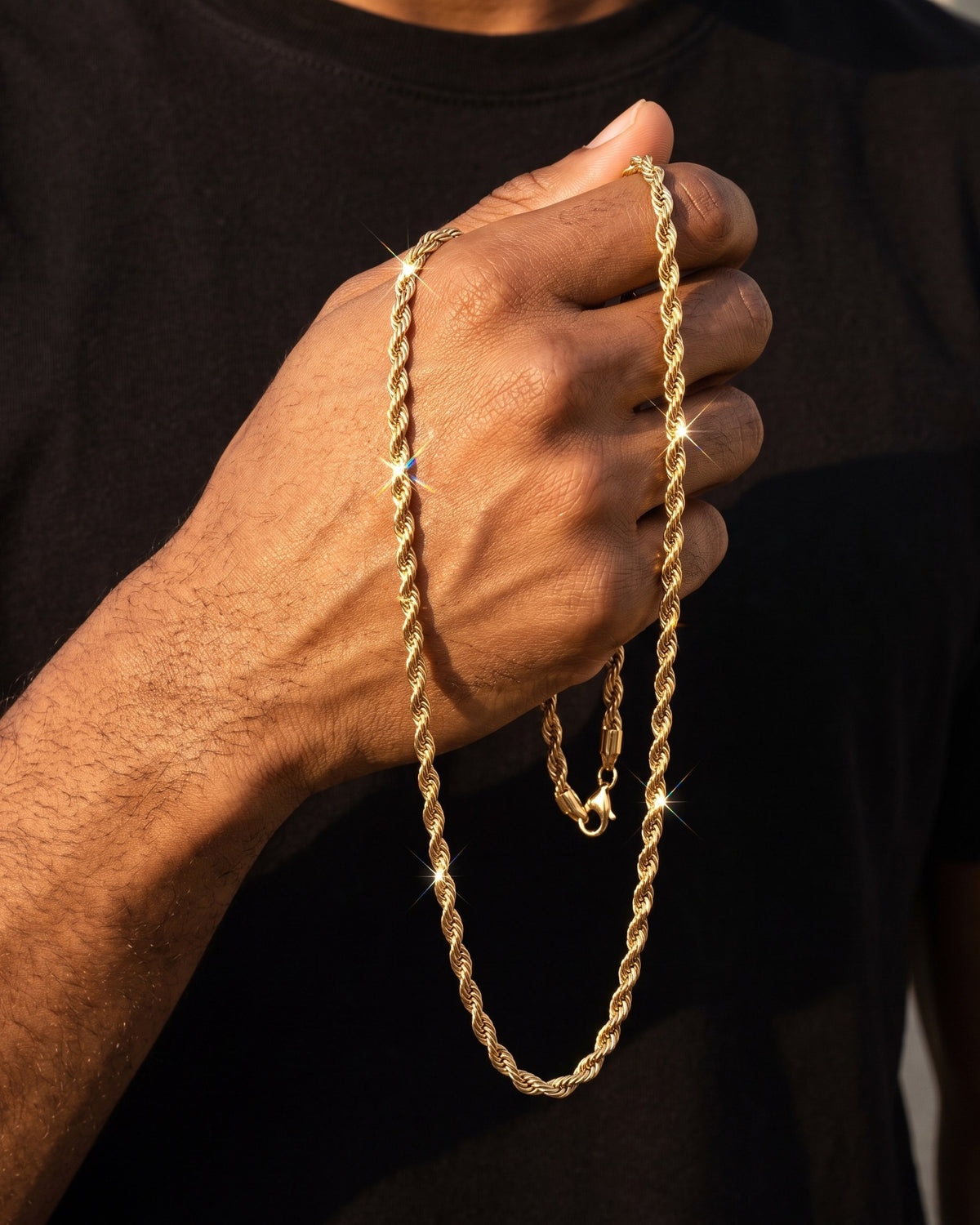 Rope Chain 3mm Gold in hand