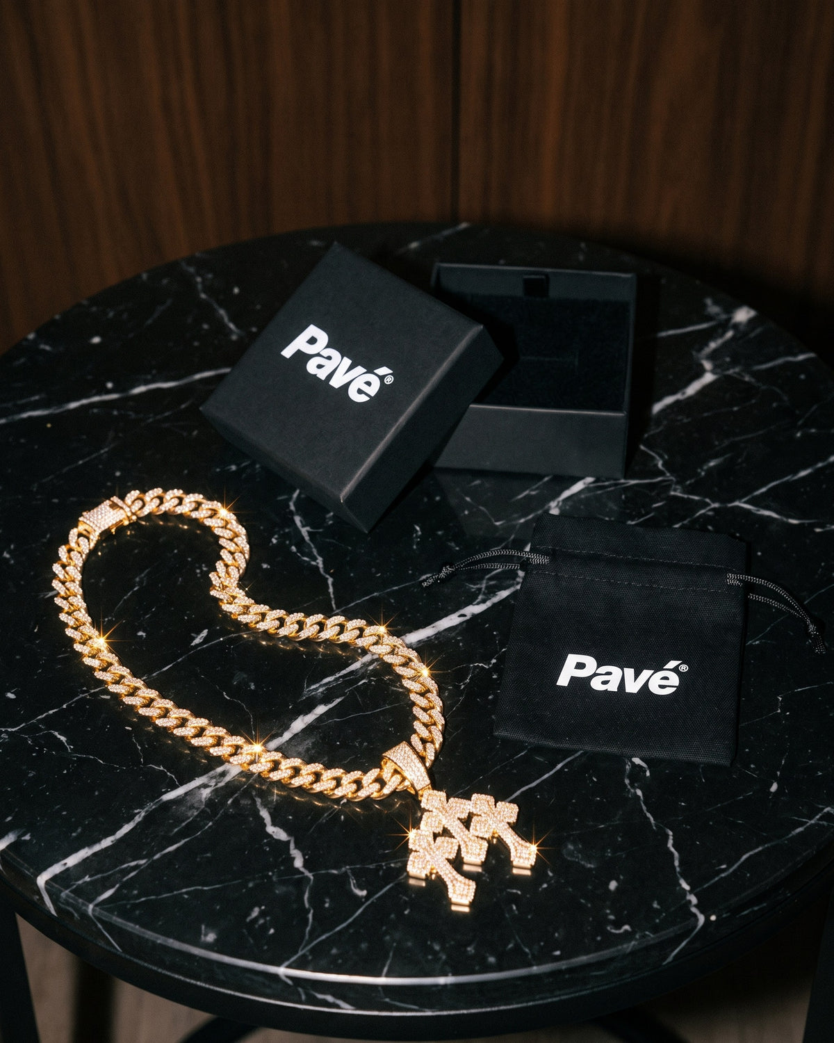 Stacked Cross Cuban Chain Gold packaging